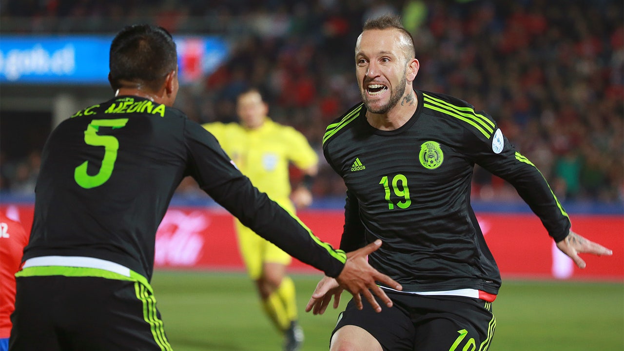 Chile, Mexico share six goals in wild Copa America draw
